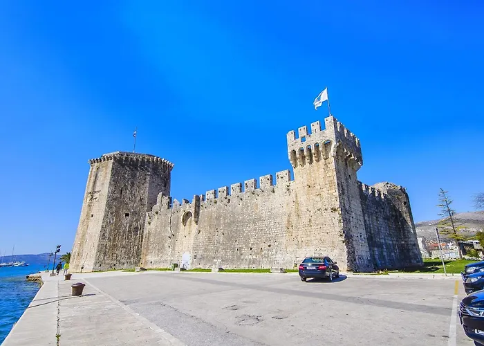 아파트 Ivanka 트로기르