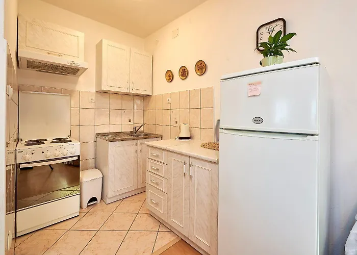 Ivanka Apartamento *